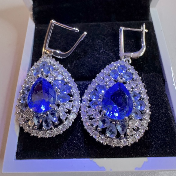 New Tanzanite Blue Rare Teardrop Dangle Earrings with Sapphire chips